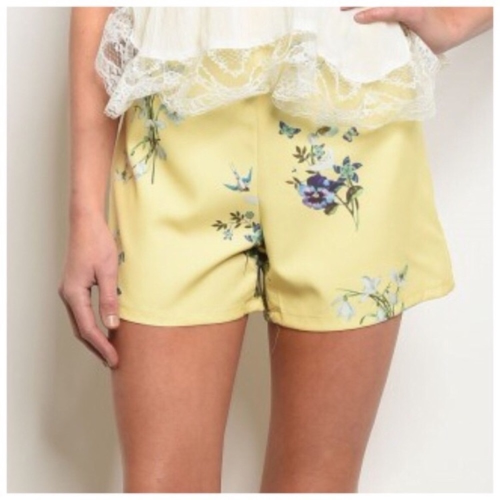 Pastel yellow Floral shorts